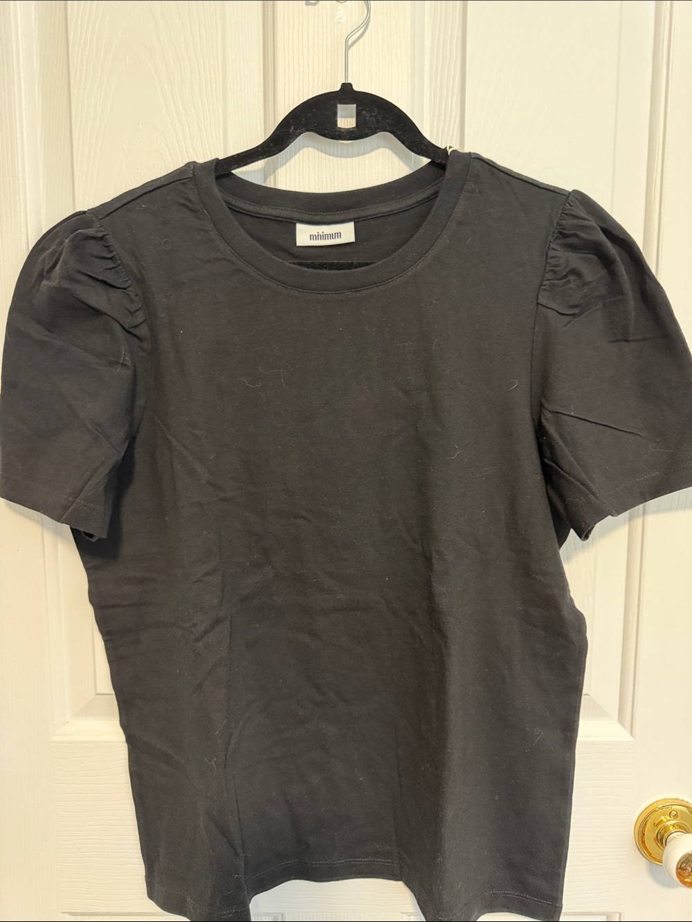 Minimum Black Puff Sleeve Crewneck Tee